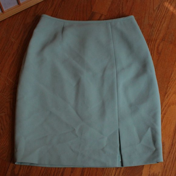Unknown Dresses & Skirts - Unknown Brand Petite Pencil Skirt